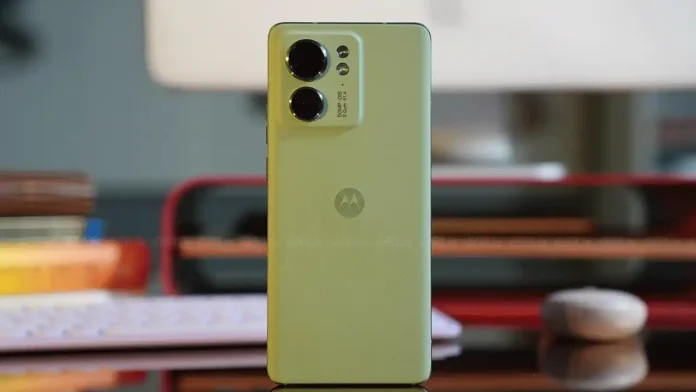 Motorola Edge 40 Gets Android 15 Stable Update: Features & Installation