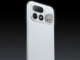 Realme 16 5G back with glossy mirror for rear selfies